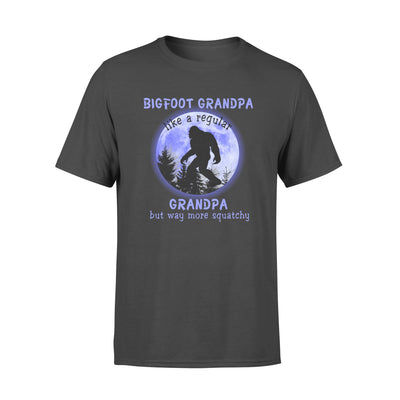 FF Bigfoot Grandpa Like A Regular Grandpa But Way More Squatchy Bigfoot In The Moon Standard Men T-shirt - Dreameris