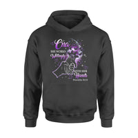 CNA Works Willingly With Her Hands Gift - Standard Hoodie - Dreameris